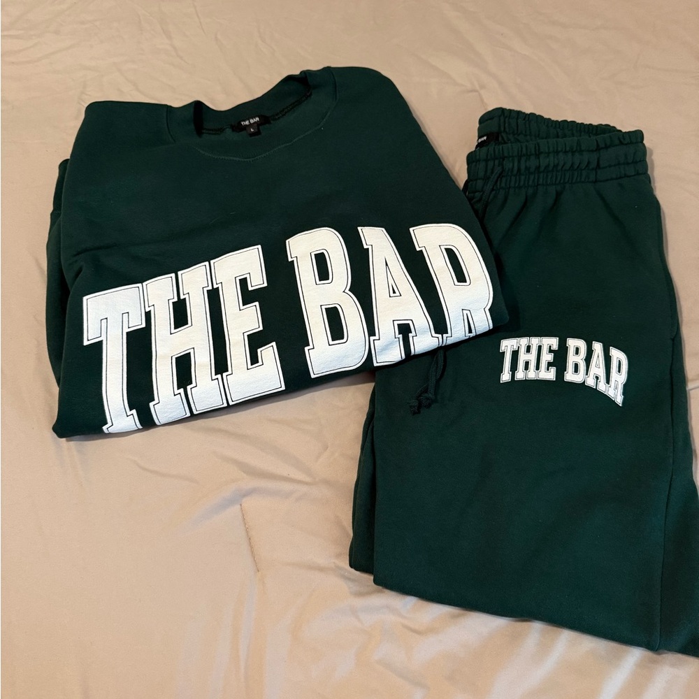 NEW The Bar Varsity Collection Varsity Collection 
Color is Hunter Green